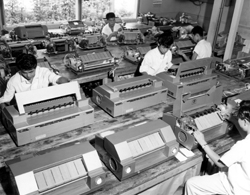 1957年推出的Ricopy 303(适用A3尺寸)和Ricopy 505(适用A2尺寸)生产线